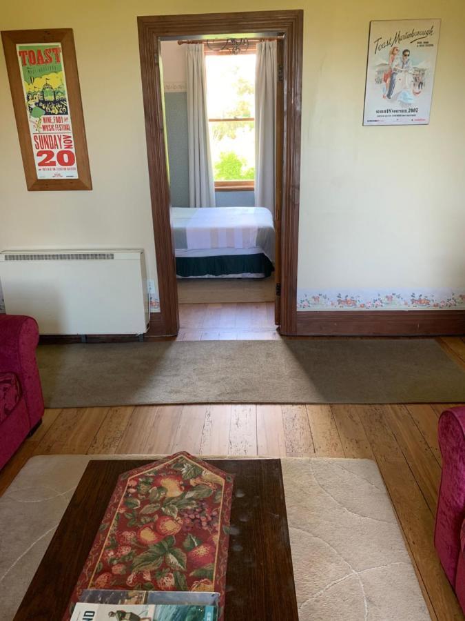 Villa in the Vines Martinborough Esterno foto